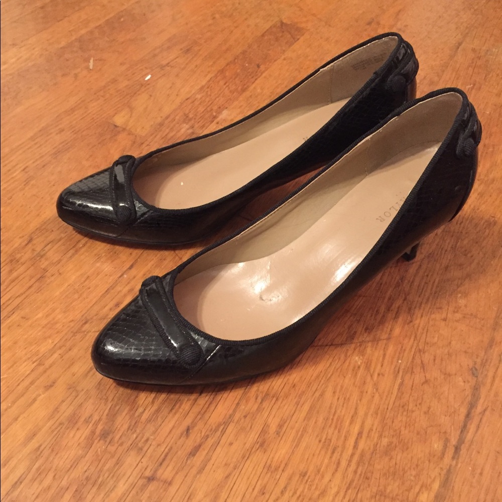 Black Ann Taylor Heels - GUC